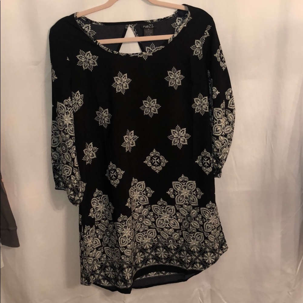 Darling Rue 21 lightweight dress